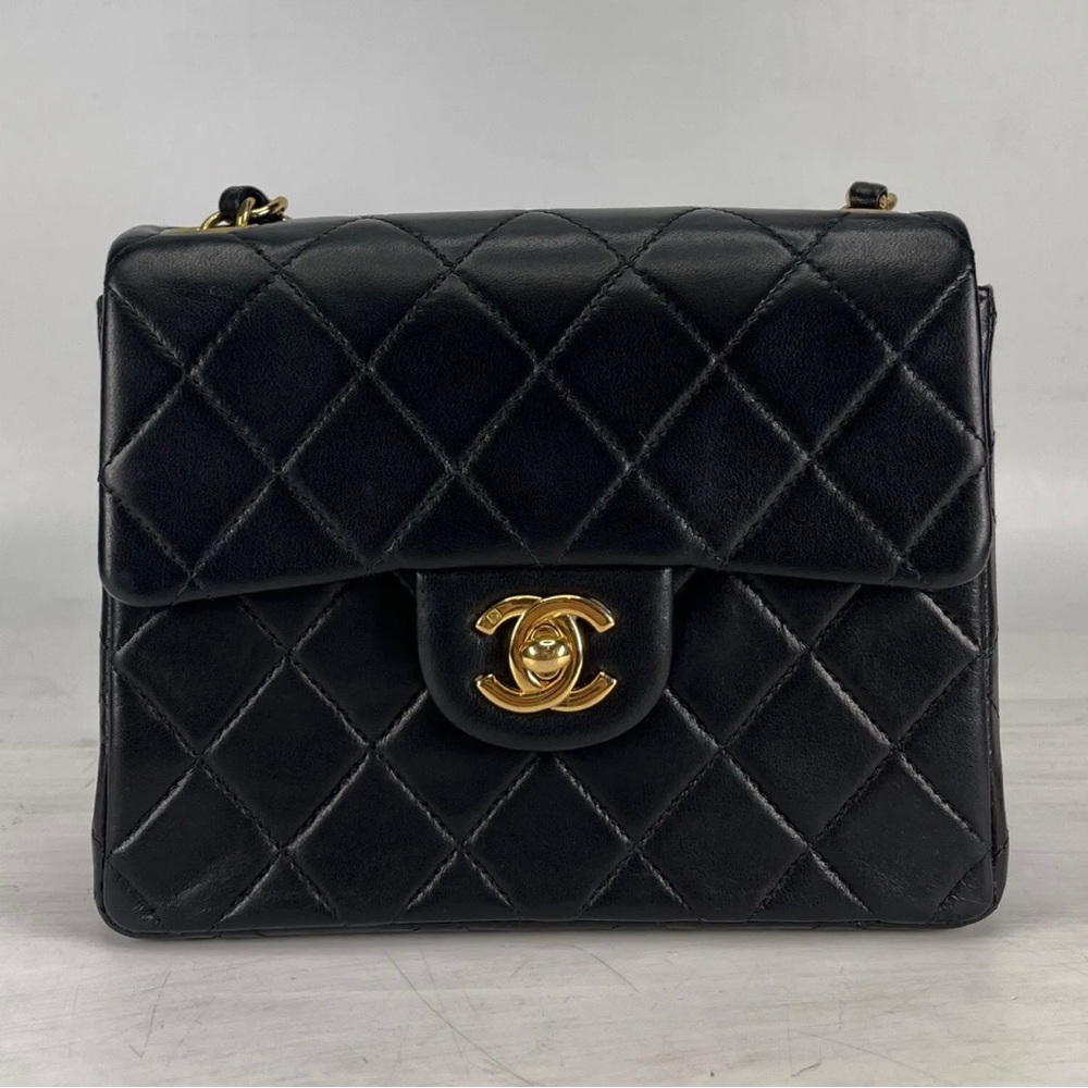 Chanel Square Mini Vintage (black)